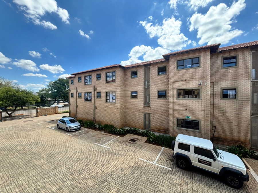 1 Bedroom Property for Sale in Potchefstroom North West